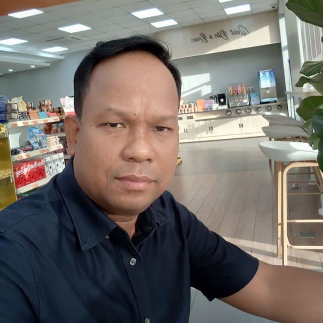 Mr. Muon Mong